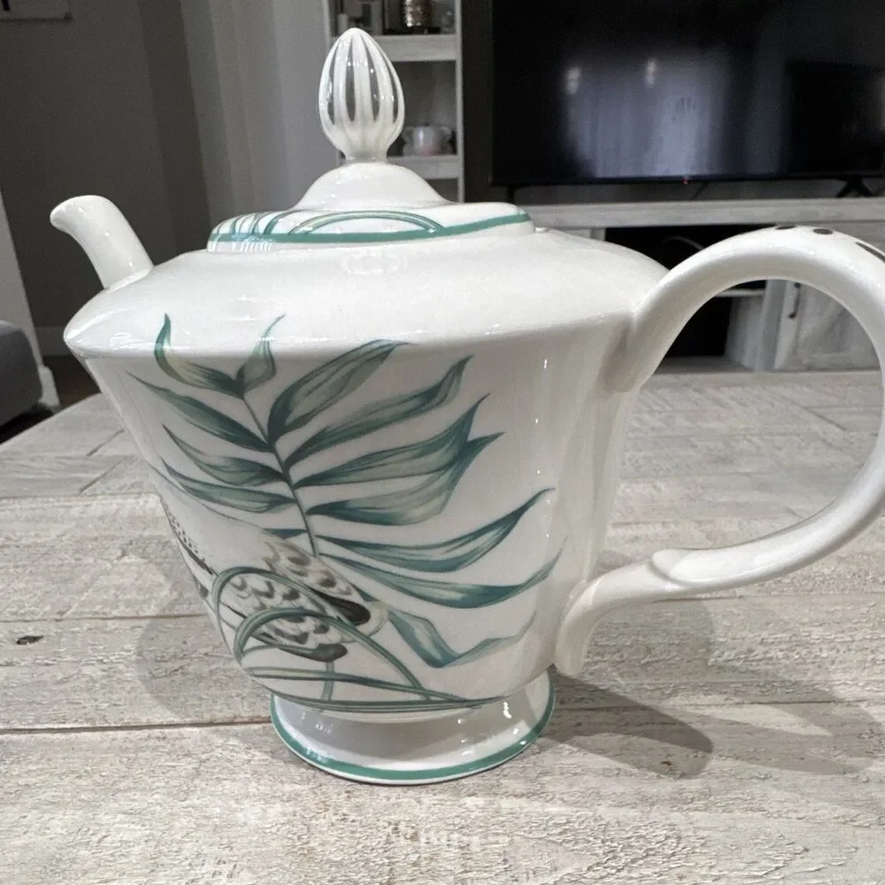 Grace's Teaware Lakeside Bird 4 Cup Porcelain Teapot White/Green